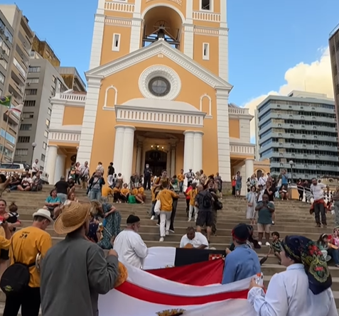 Ciclo do Divino Espírito Santo